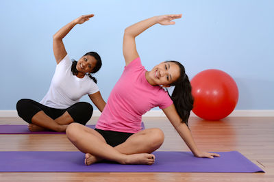 Yoga-ado-teenager-studio-danse-harmonie-400×266
